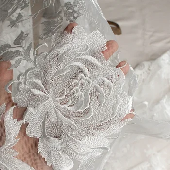 Обычная вышивка Свадебное платье с цветочным узором шириной 130 см Кружевная ткань 